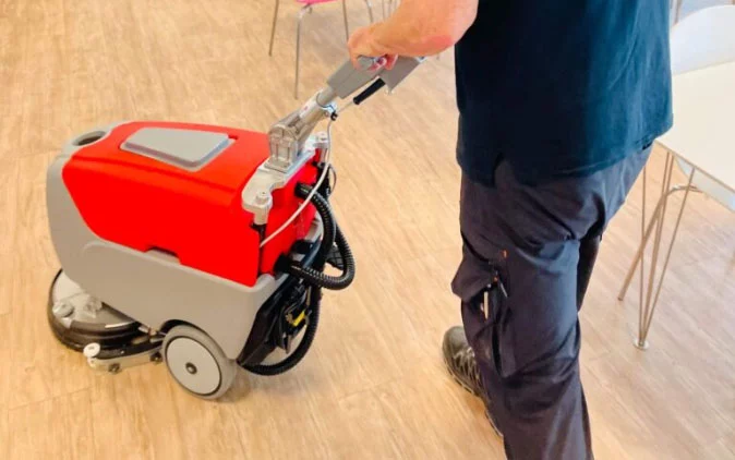 Lågt pris för golvvård hos Trygghandstäd - Göteborg